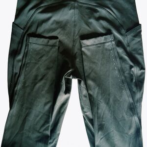 lululemon athletica Black Leggings 8 Tall swift speed . Excellent condition